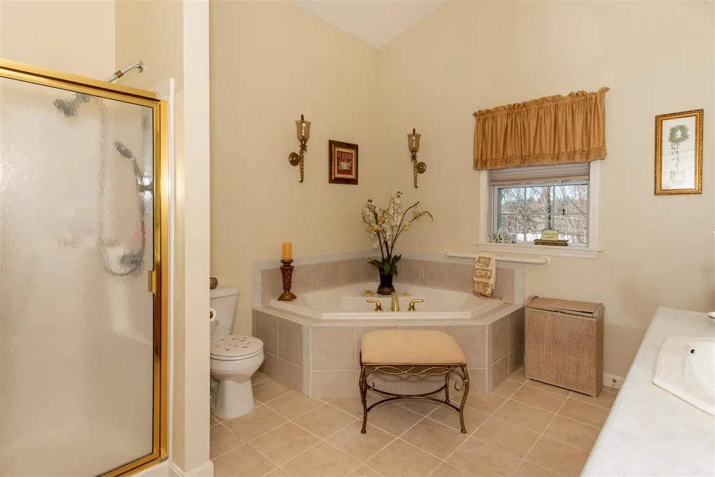 7 Timber Lane Barrington NH 03825