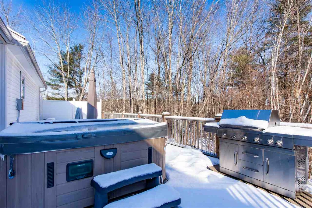 7 Timber Lane Barrington NH 03825