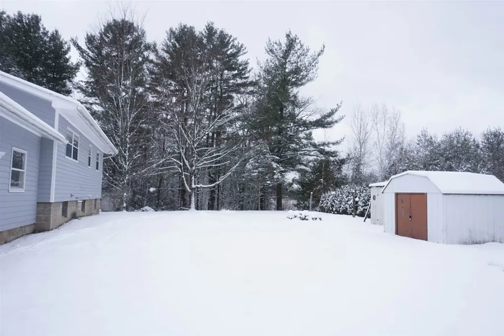 39 Birch Lane Milton VT 05468