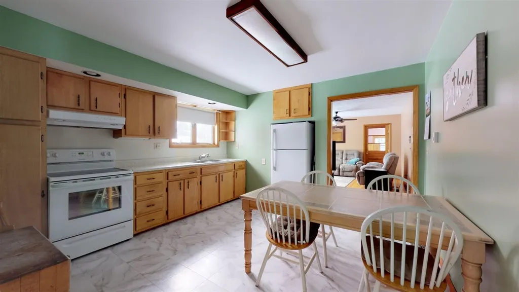 39 Birch Lane Milton VT 05468