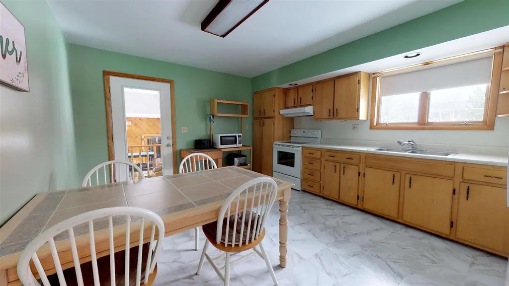 39 Birch Lane Milton VT 05468