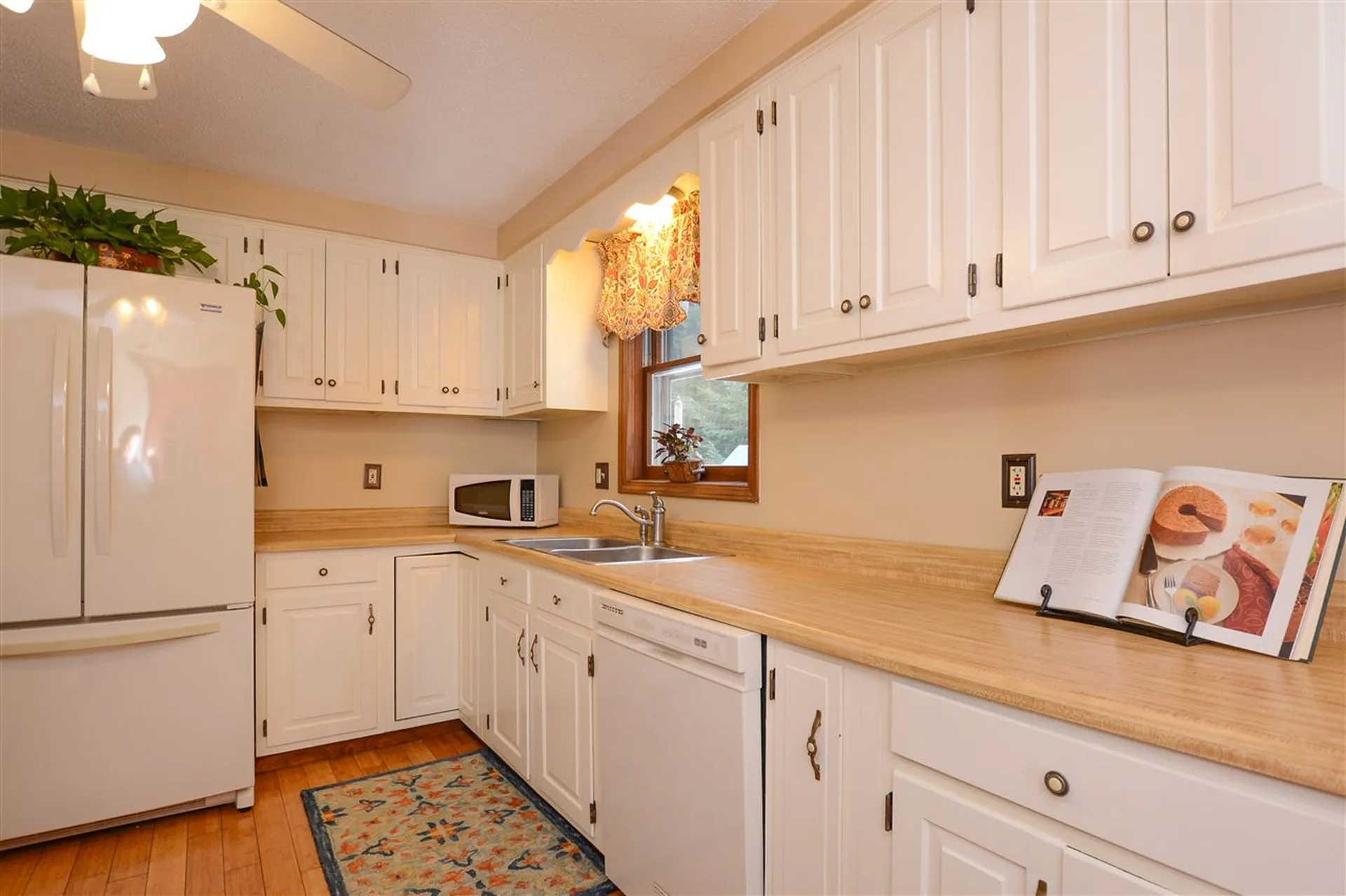 11 Leavitt Road Fremont NH 03044