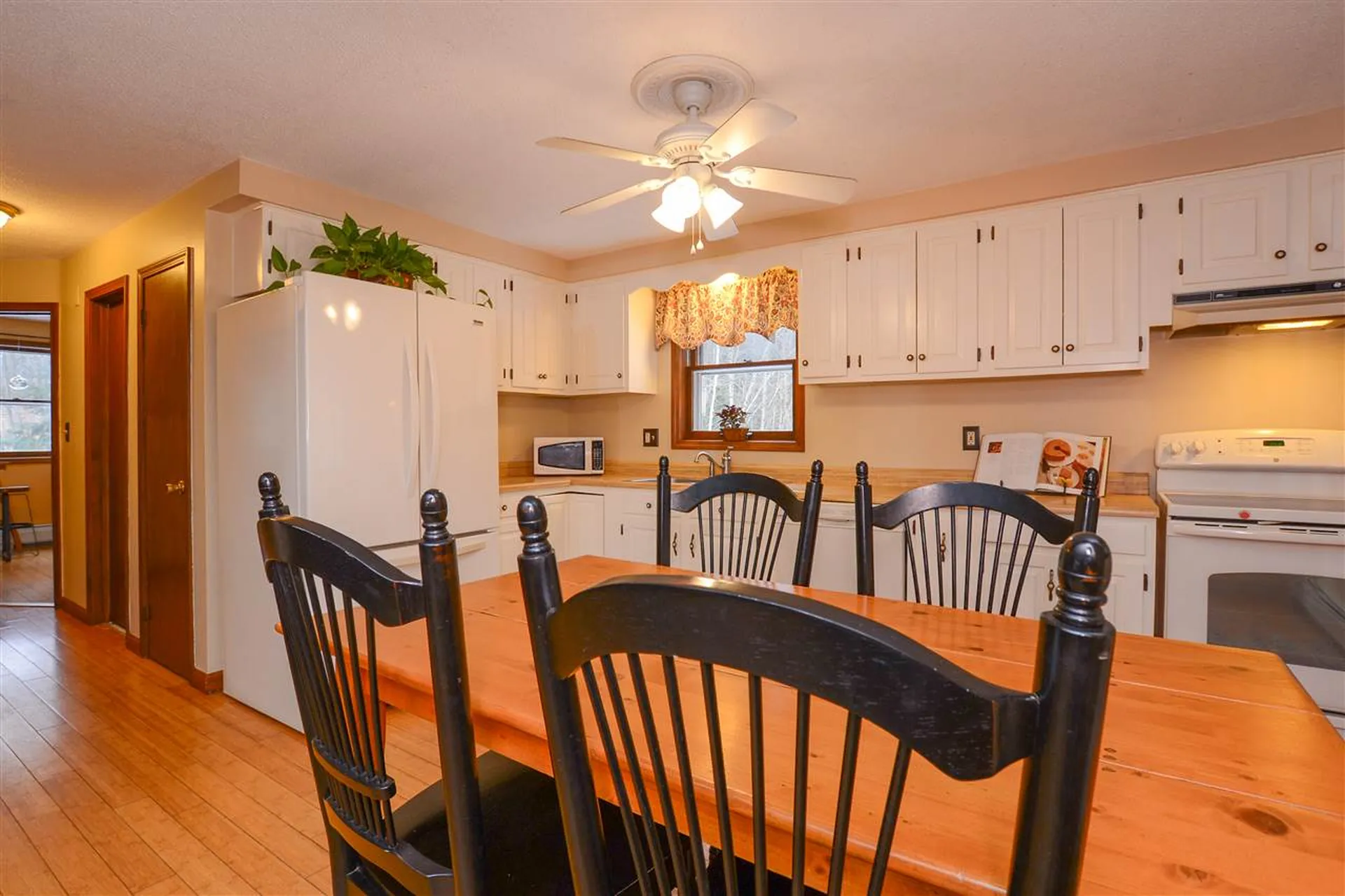 11 Leavitt Road Fremont NH 03044