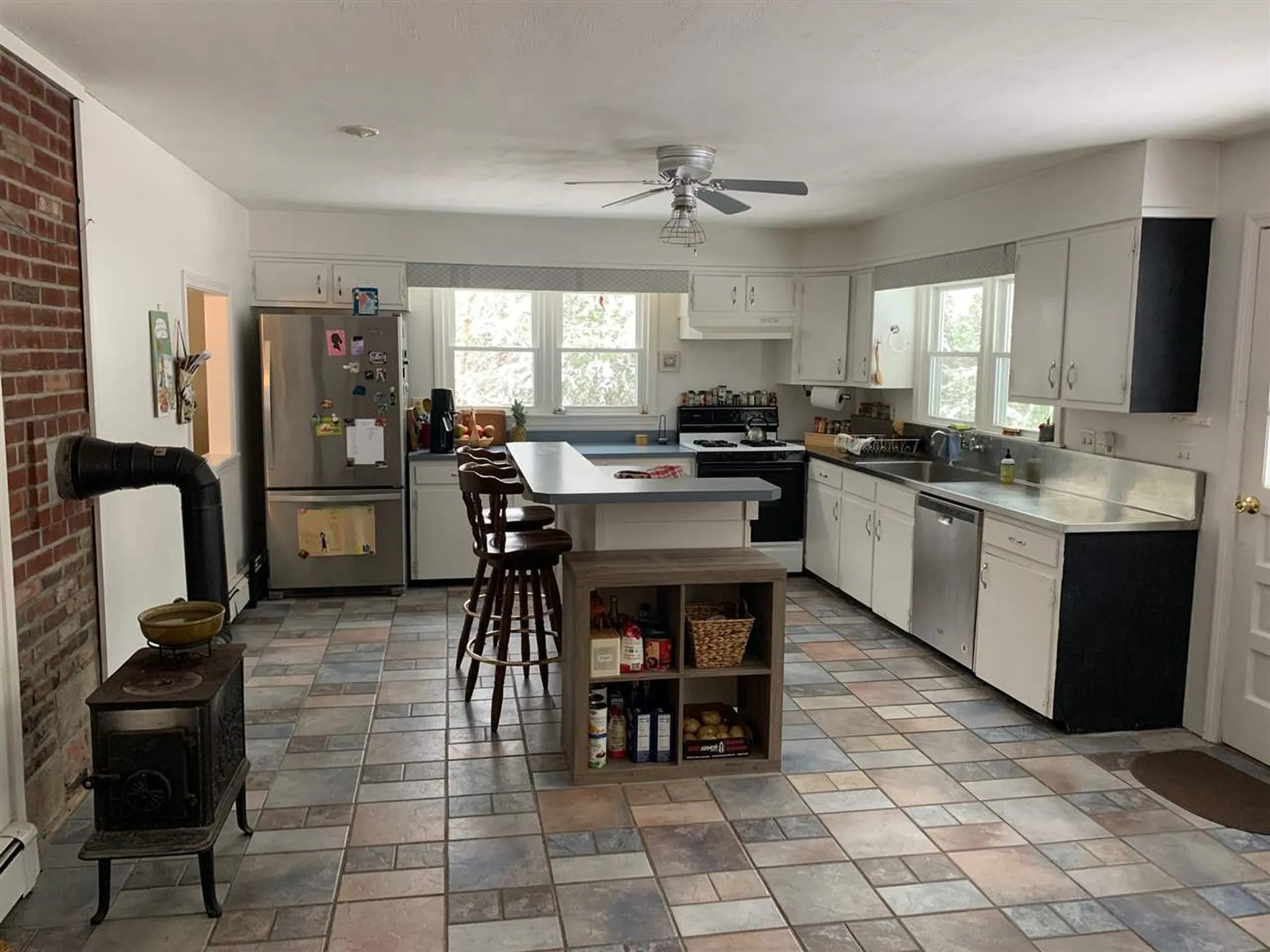 9 Hilltop Drive Plymouth NH 03264