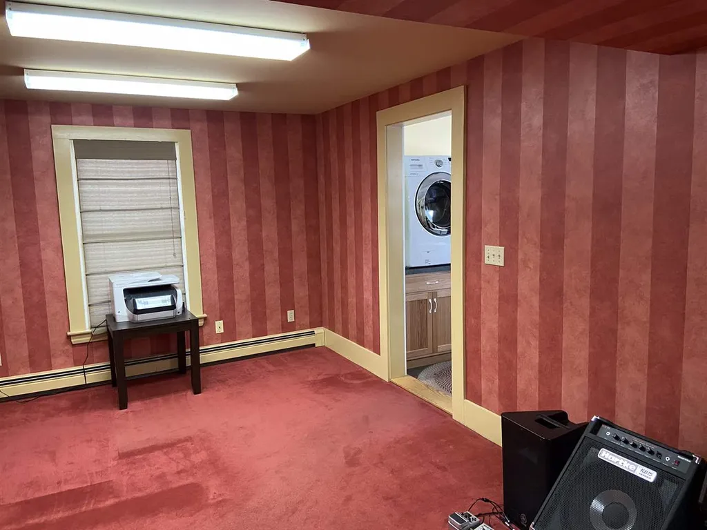 56 Brock Street Rochester NH 03867-4402