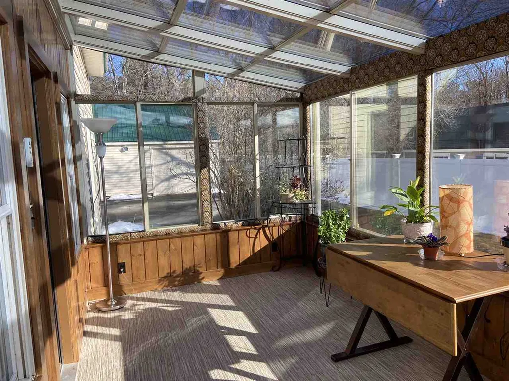 56 Brock Street Rochester NH 03867-4402