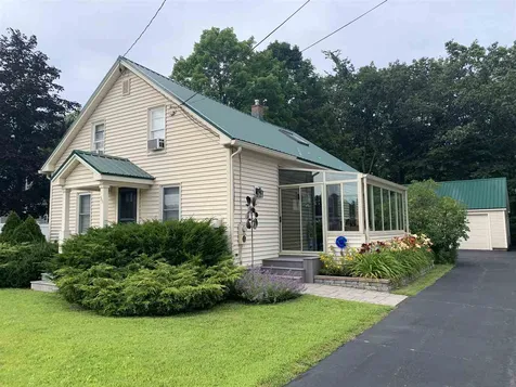 56 Brock Street Rochester NH 03867-4402