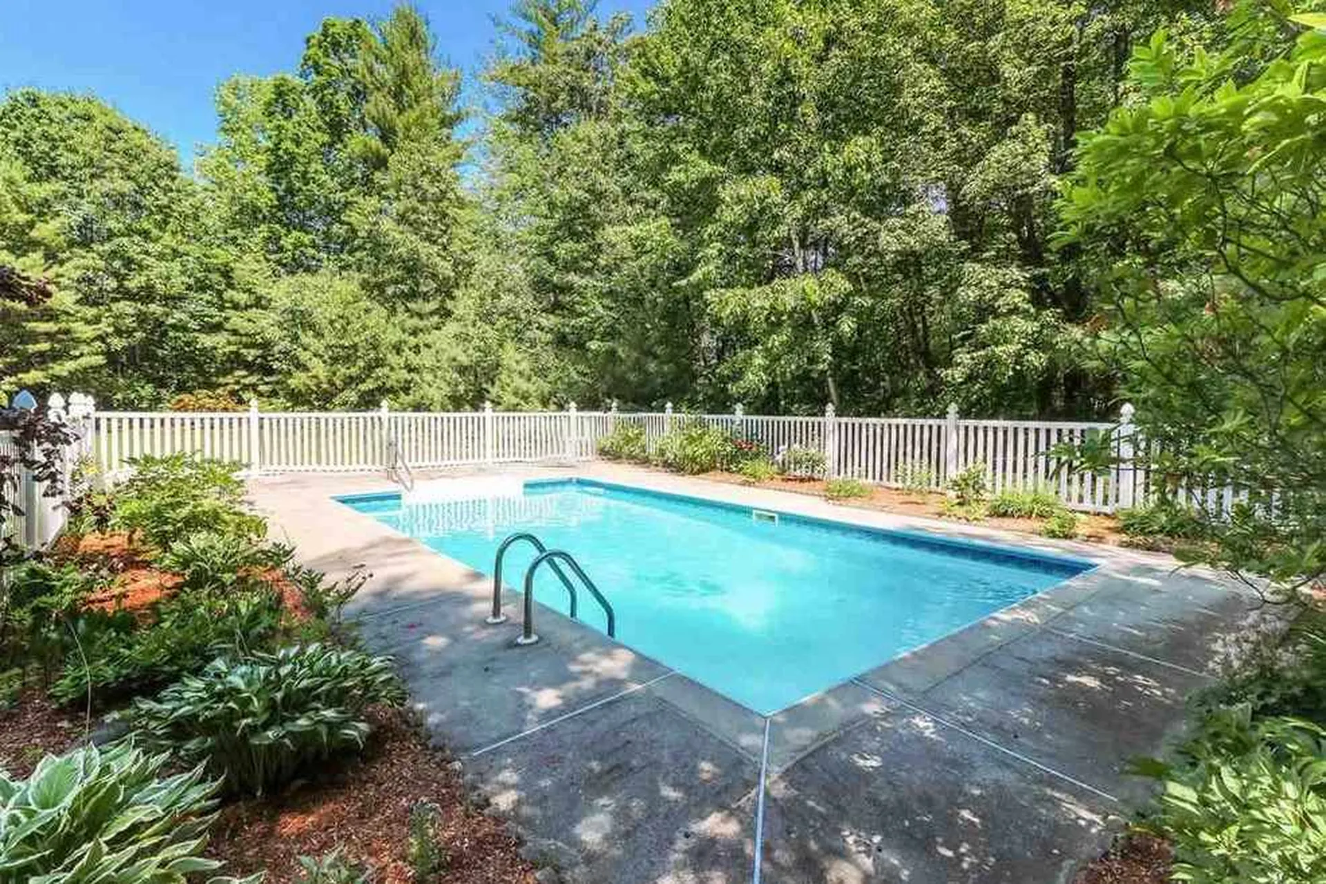 47 Oakmont Drive Concord NH 03301