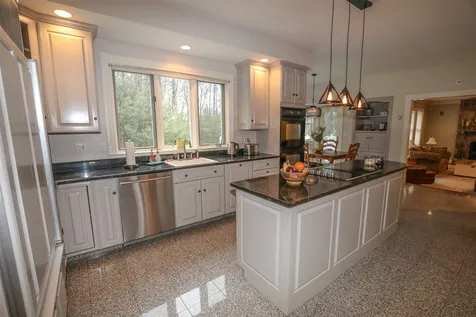 47 Oakmont Drive Concord NH 03301