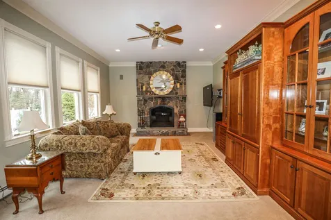 47 Oakmont Drive Concord NH 03301