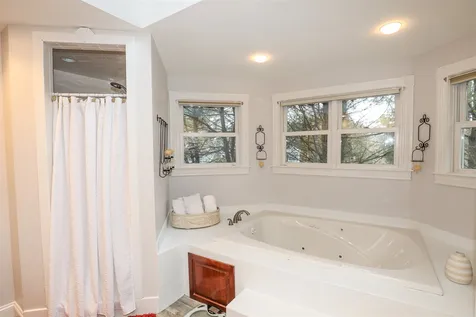 47 Oakmont Drive Concord NH 03301
