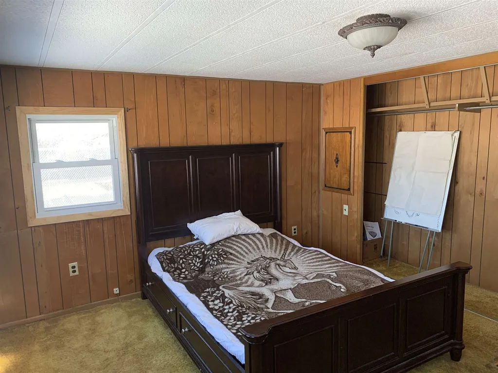 16 Spencer Avenue Rochester NH 03867-4847