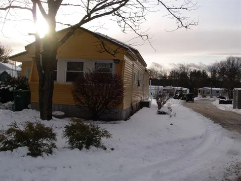 16 Spencer Avenue Rochester NH 03867-4847