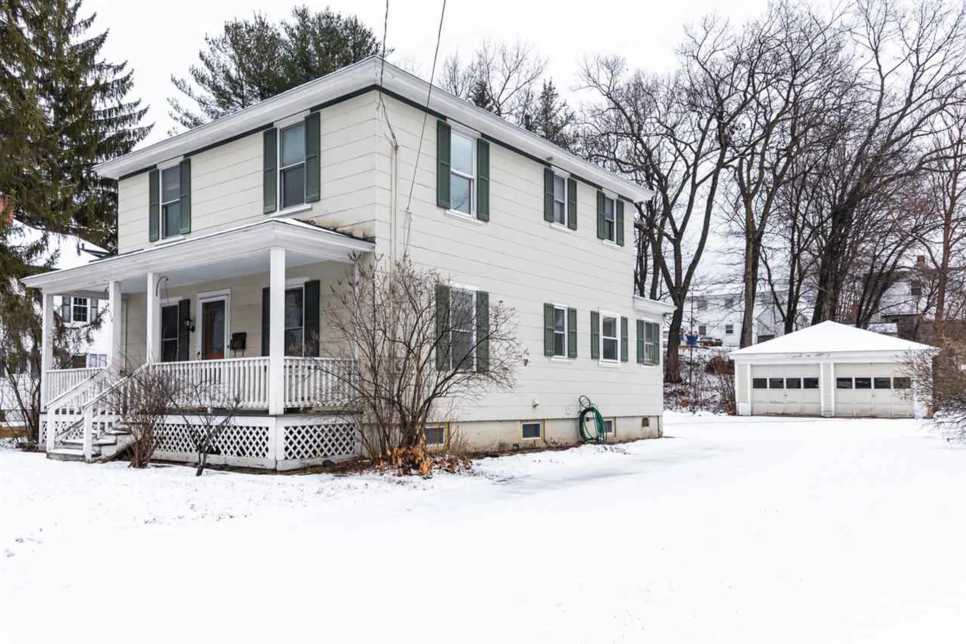 164 Rochelle Avenue Manchester NH 03102