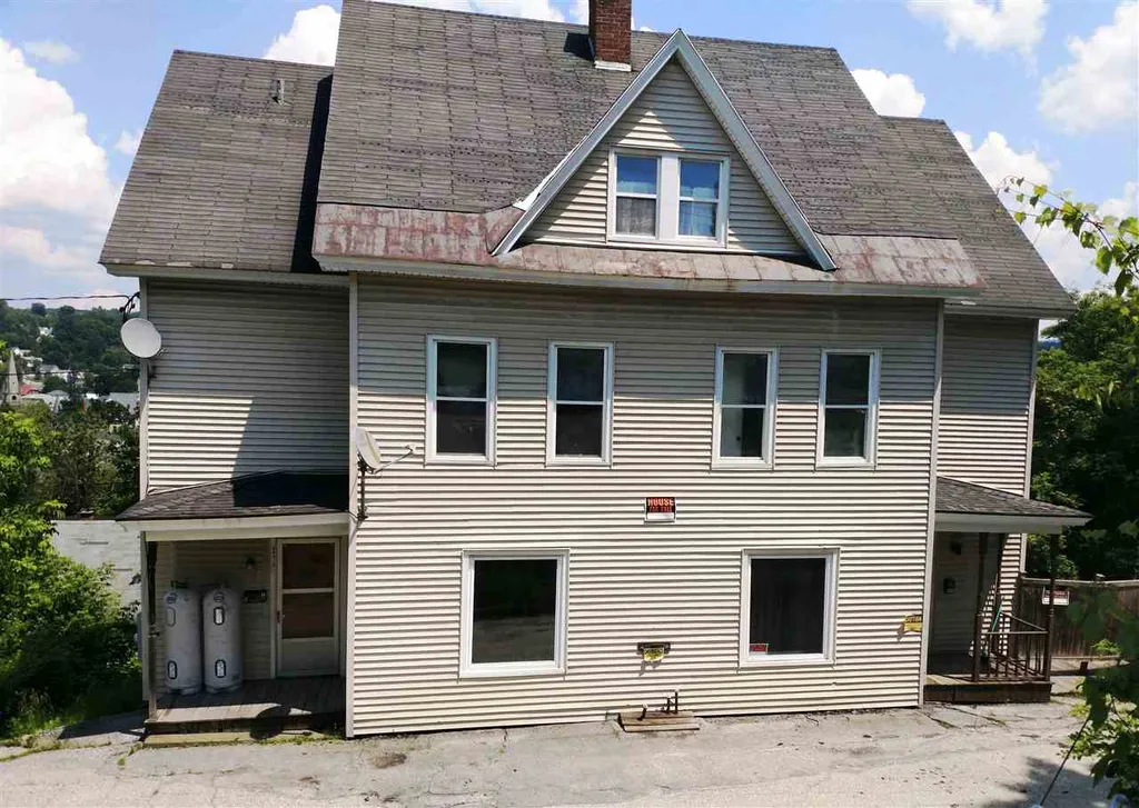 6 Hooker Avenue Barre City VT 05641