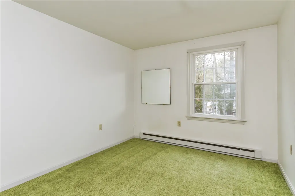 24 Evergreen Drive Bow NH 03304