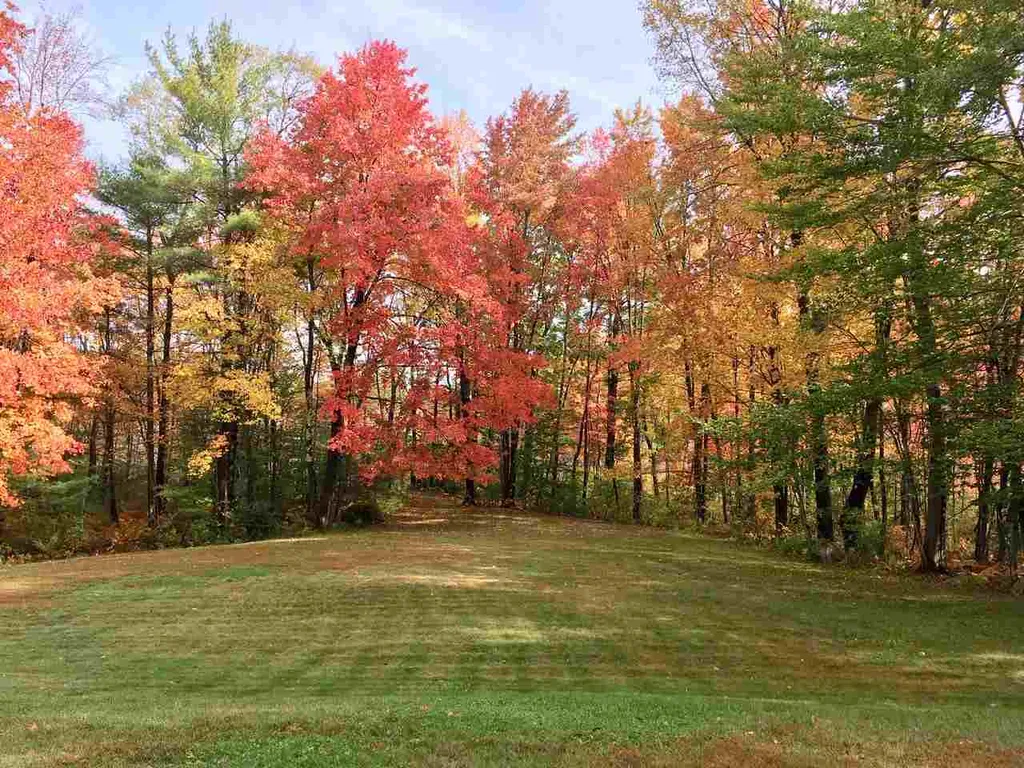 24 Evergreen Drive Bow NH 03304