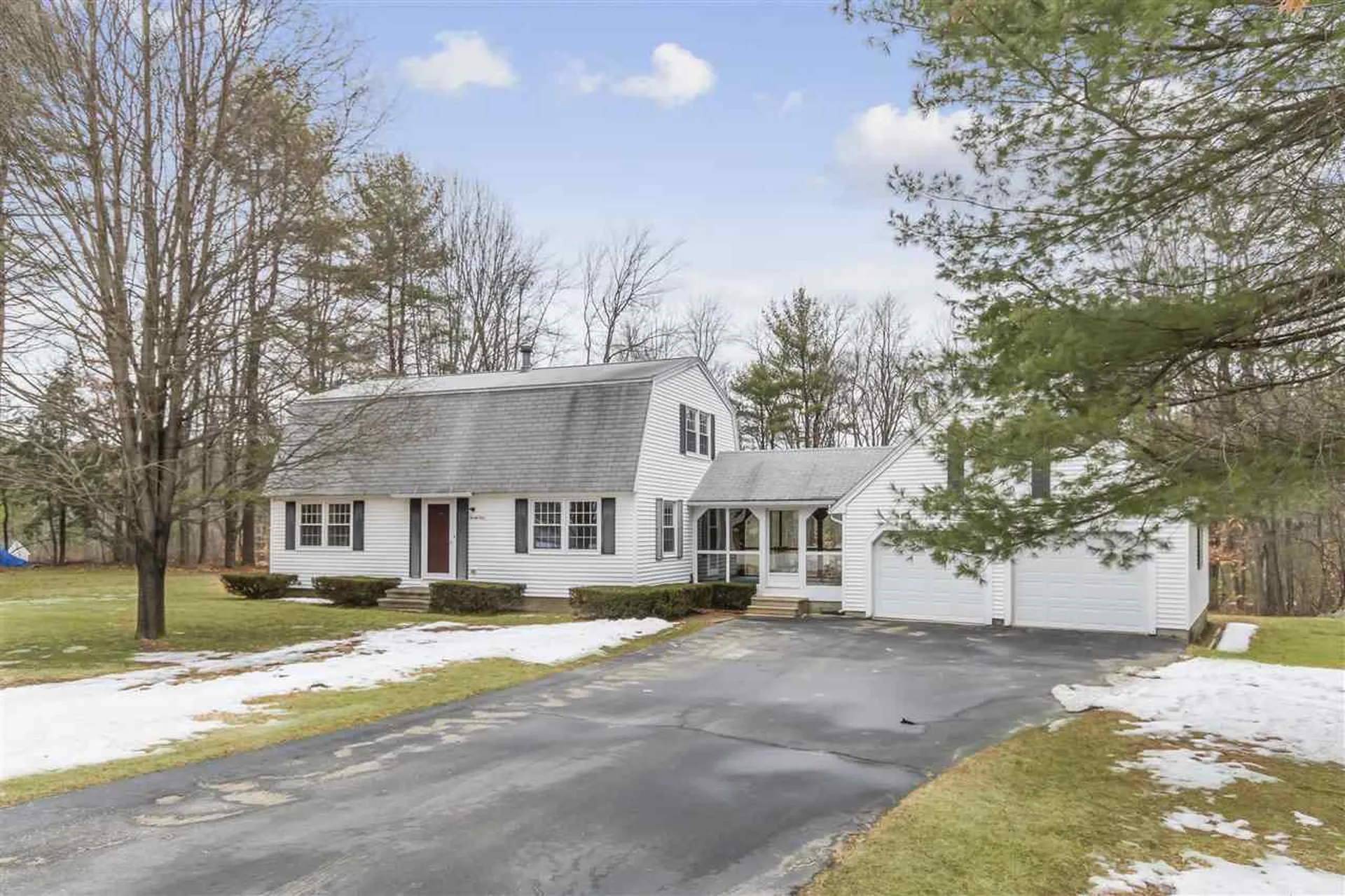 24 Evergreen Drive Bow NH 03304