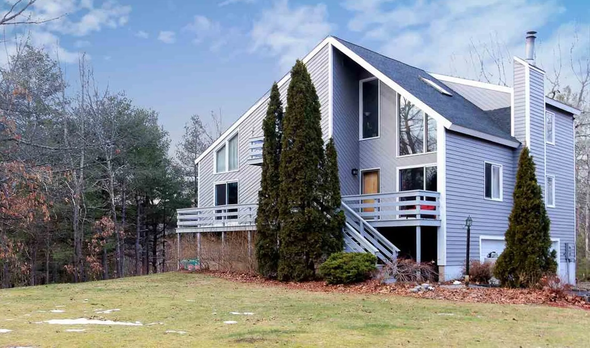 26 Seasons Lane Londonderry NH 03053