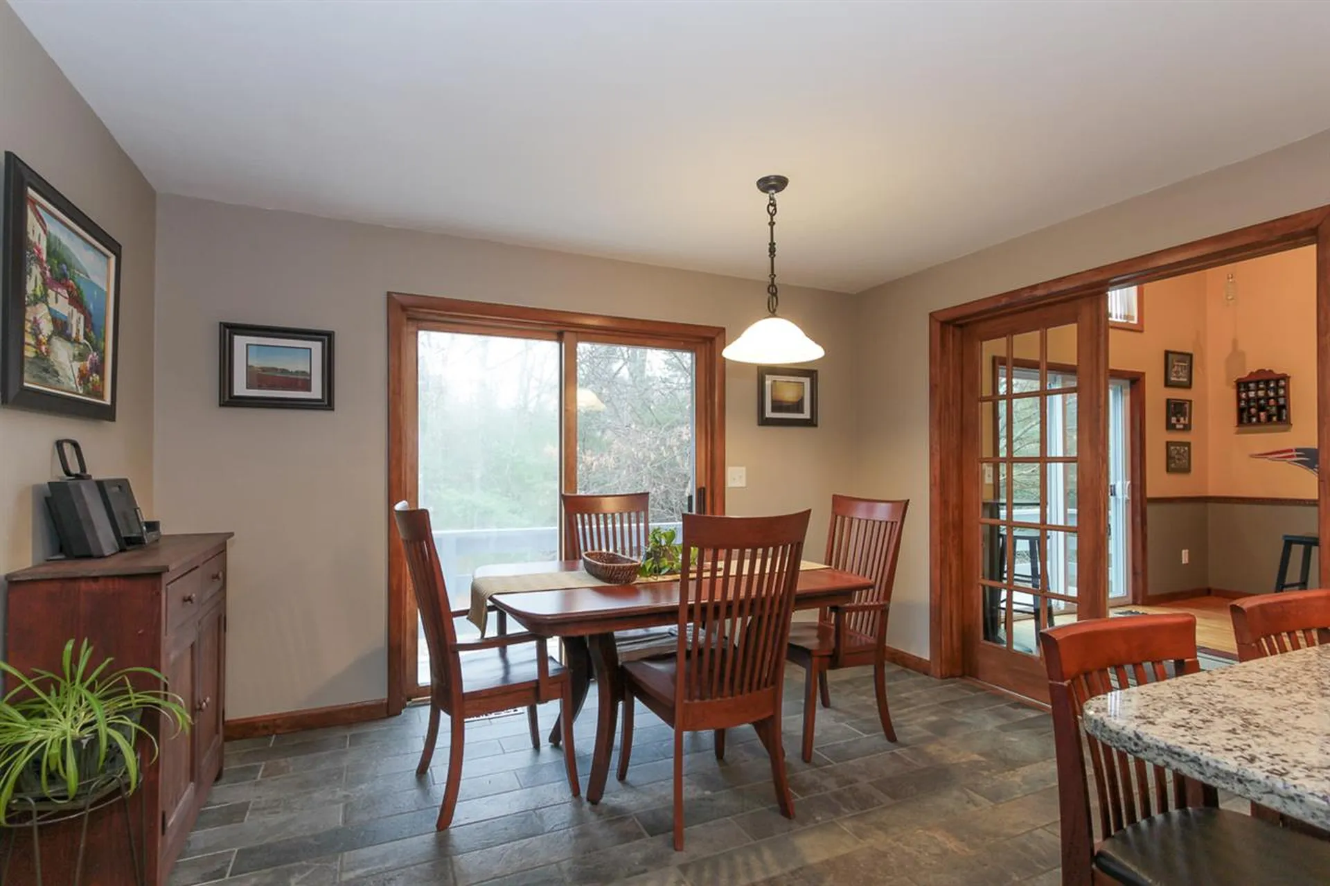 26 Seasons Lane Londonderry NH 03053