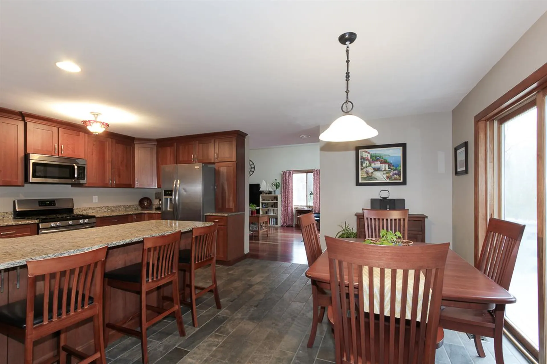 26 Seasons Lane Londonderry NH 03053