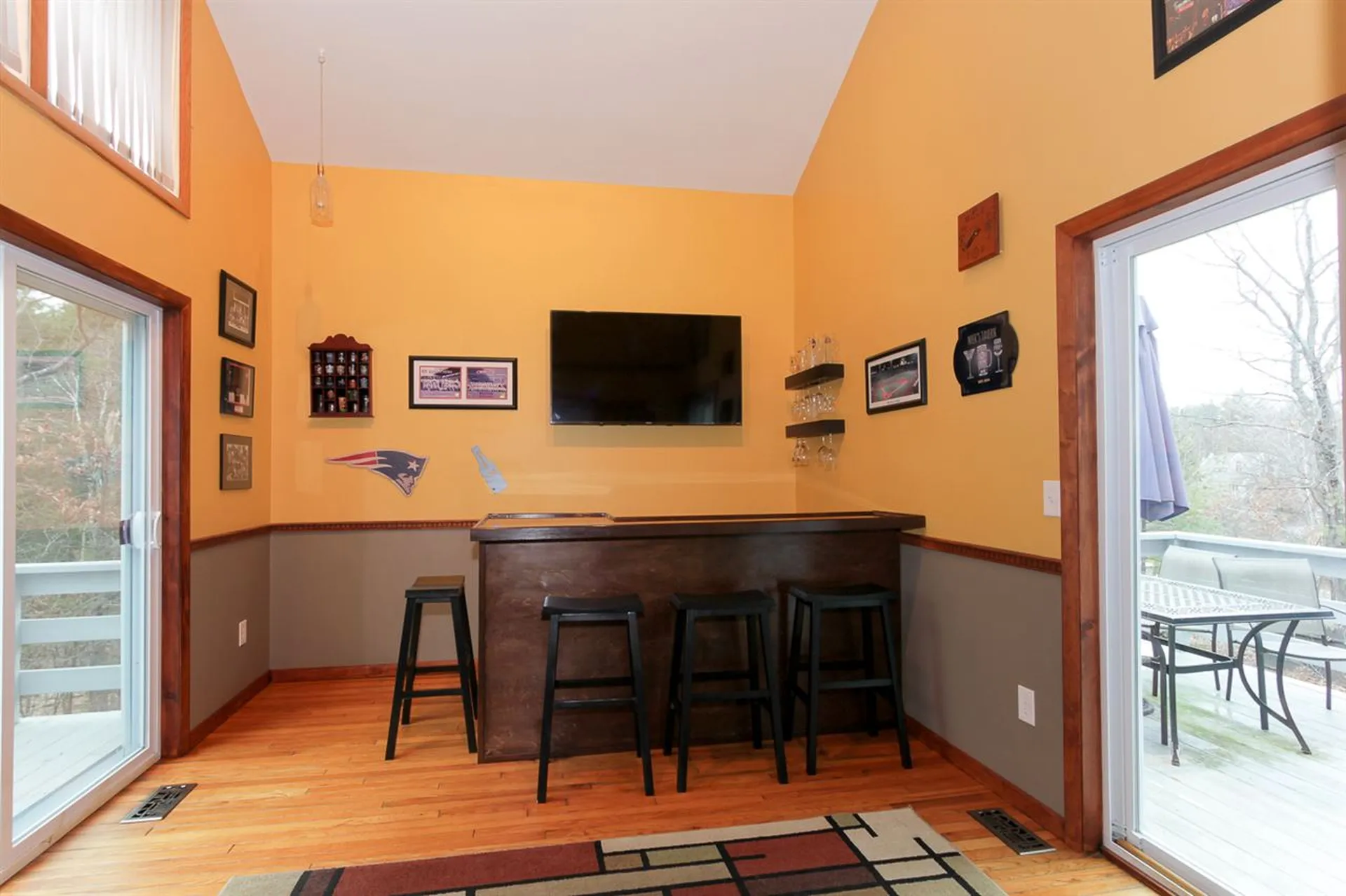 26 Seasons Lane Londonderry NH 03053