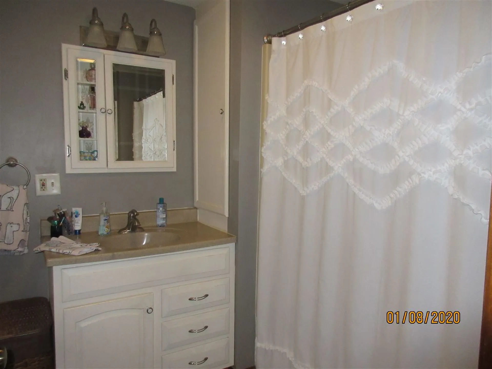 3 Genco Way Raymond NH 03077