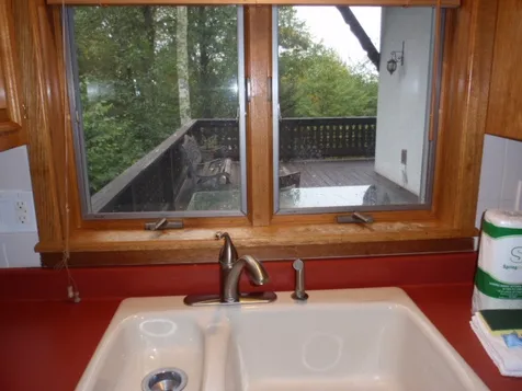 880 Sherwood Drive Mendon VT 05701
