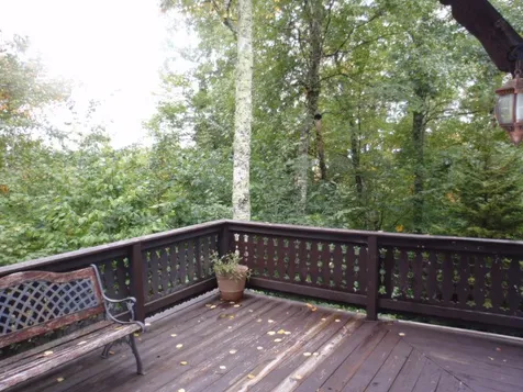 880 Sherwood Drive Mendon VT 05701