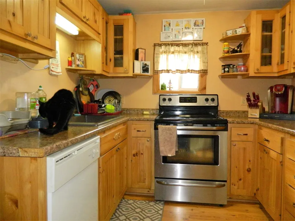 352 New Hampton Road Franklin NH 03235