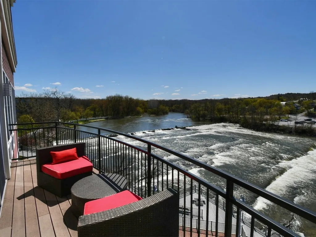 60 Winooski Falls Way Winooski VT 05404