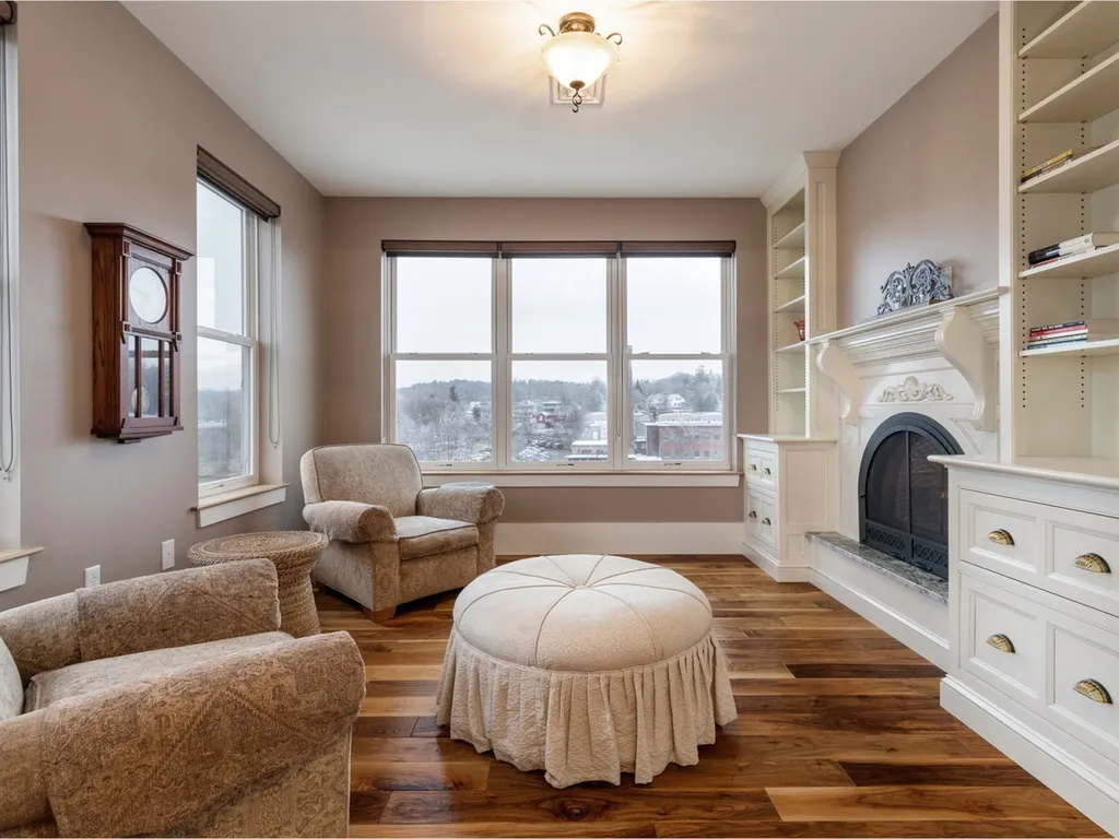 60 Winooski Falls Way Winooski VT 05404