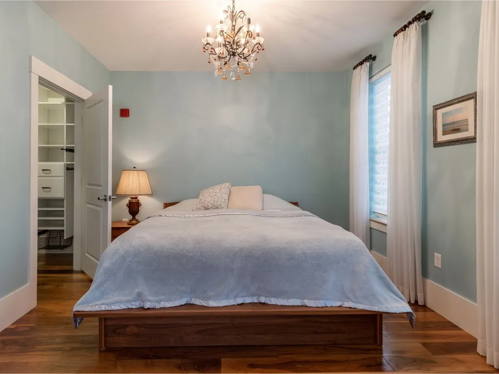 60 Winooski Falls Way Winooski VT 05404