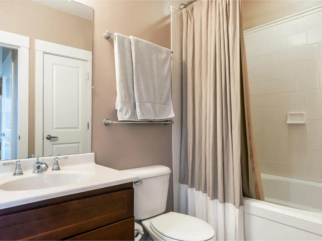 60 Winooski Falls Way Winooski VT 05404