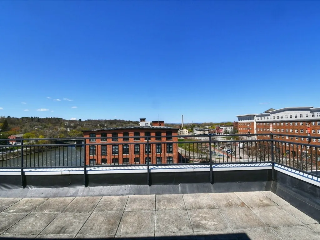 60 Winooski Falls Way Winooski VT 05404