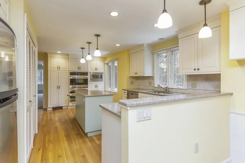 41 Putney Road Dunbarton NH 03046