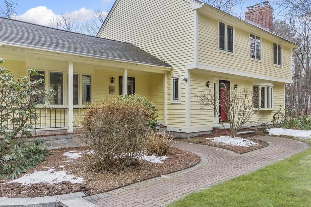 41 Putney Road Dunbarton NH 03046