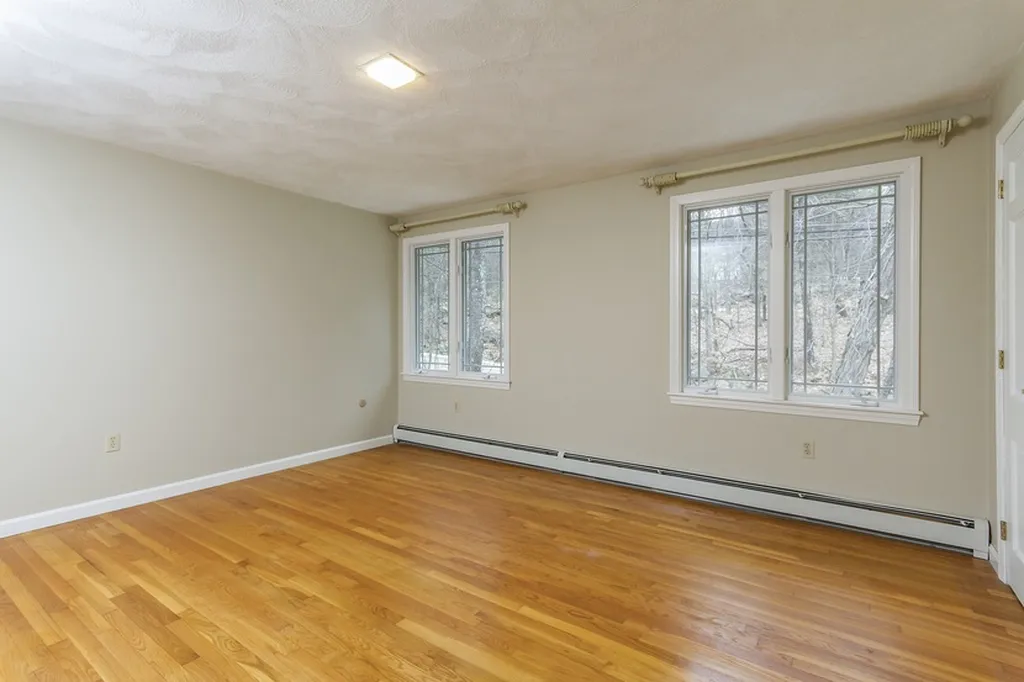 41 Putney Road Dunbarton NH 03046