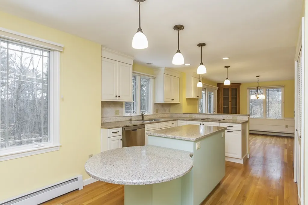 41 Putney Road Dunbarton NH 03046
