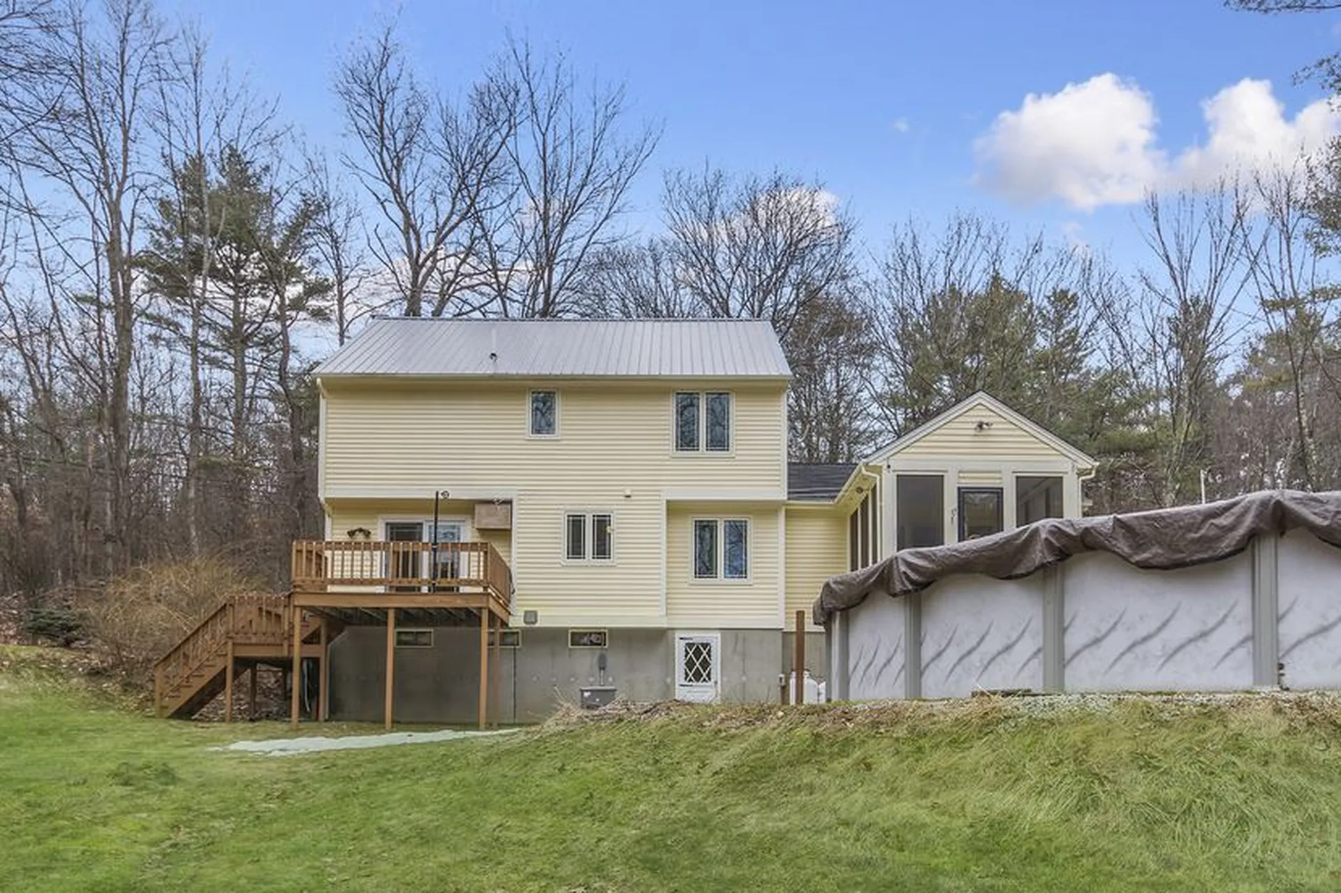41 Putney Road Dunbarton NH 03046