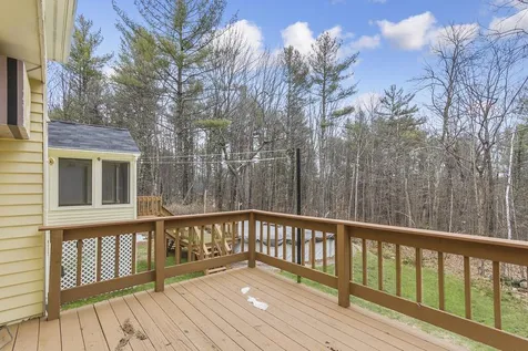 41 Putney Road Dunbarton NH 03046