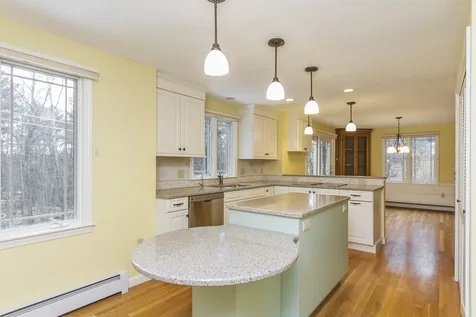 41 Putney Road Dunbarton NH 03046