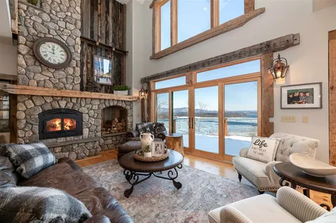 81 Lighthouse Cliffs Laconia NH 03246