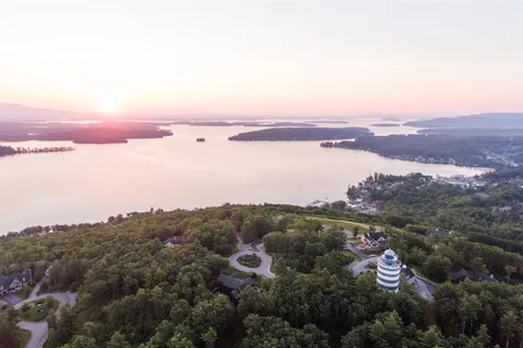 81 Lighthouse Cliffs Laconia NH 03246