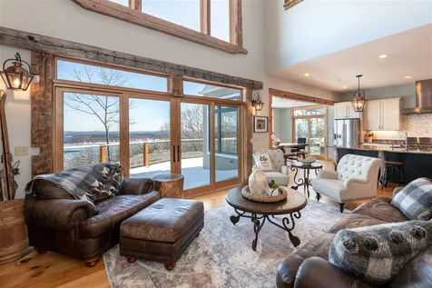 81 Lighthouse Cliffs Laconia NH 03246