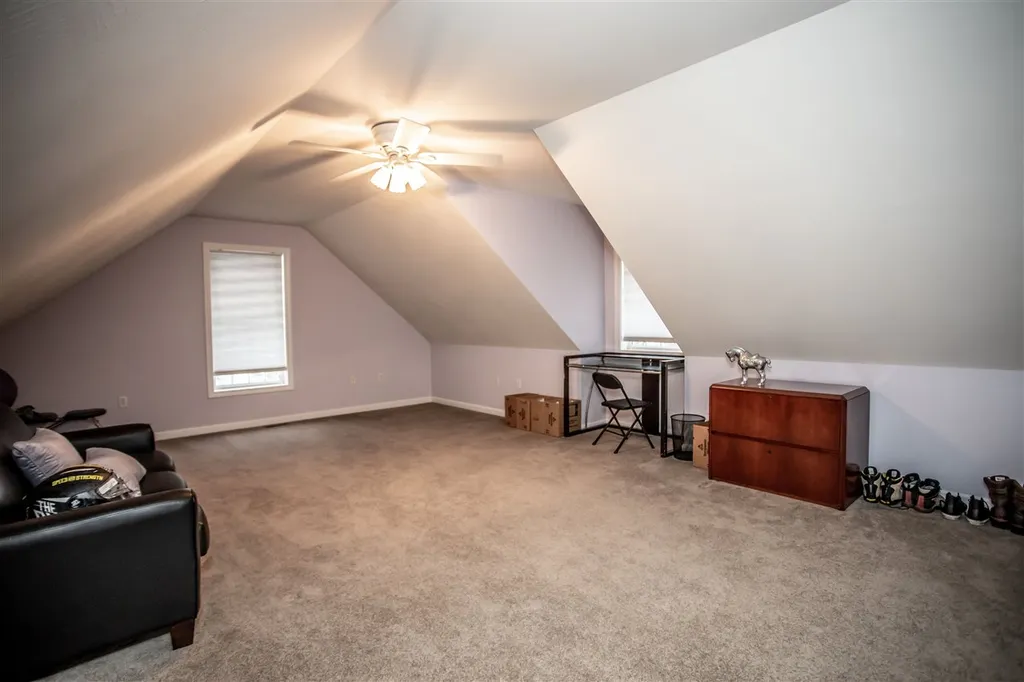 13 Candlestick Lane Sandown NH 03873