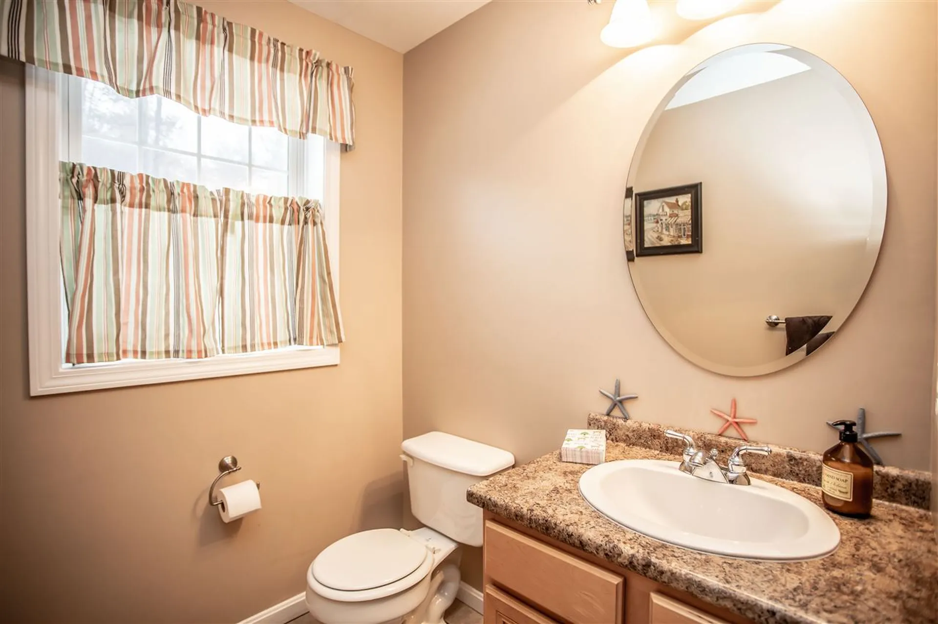 13 Candlestick Lane Sandown NH 03873