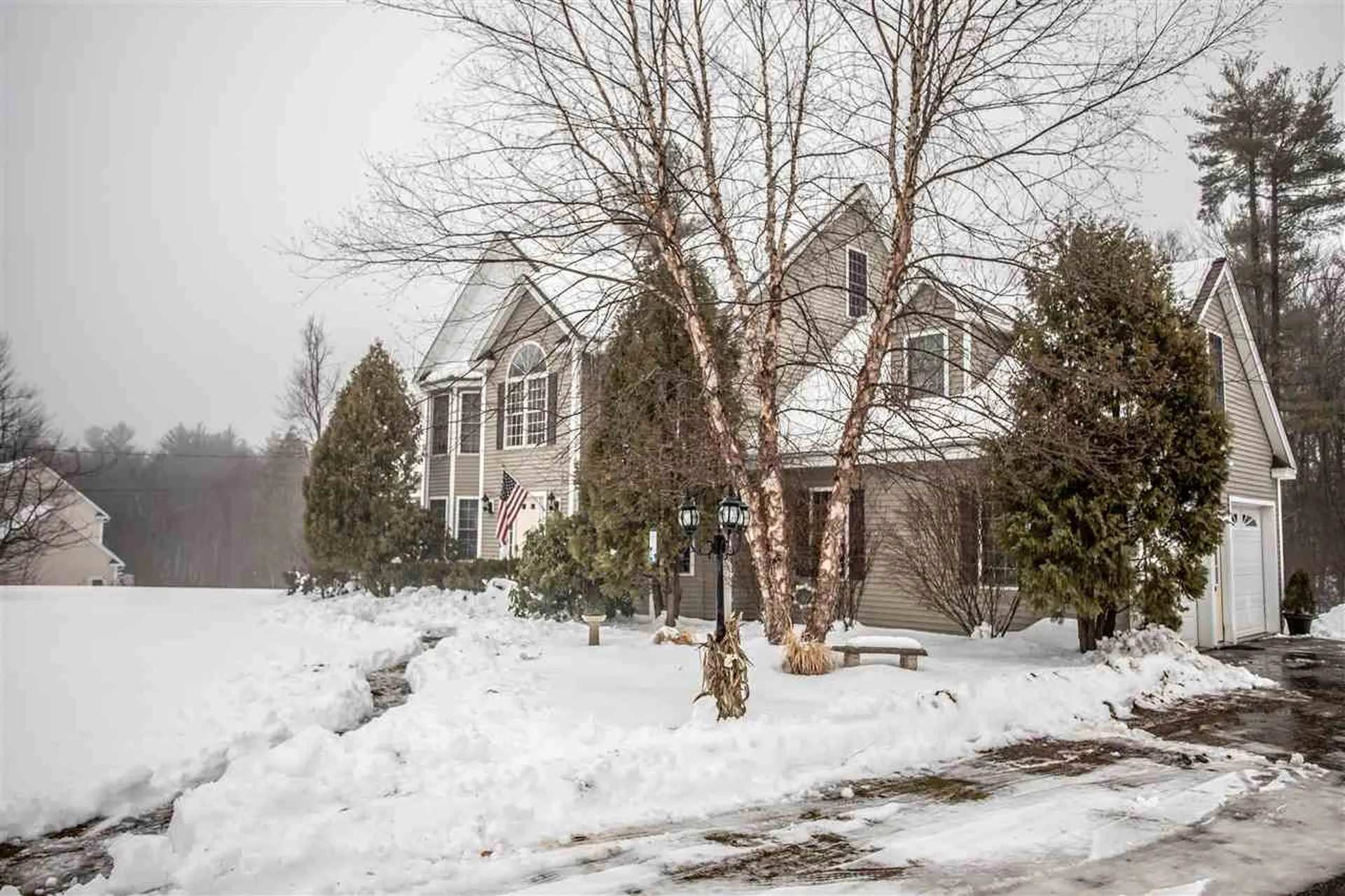 13 Candlestick Lane Sandown NH 03873