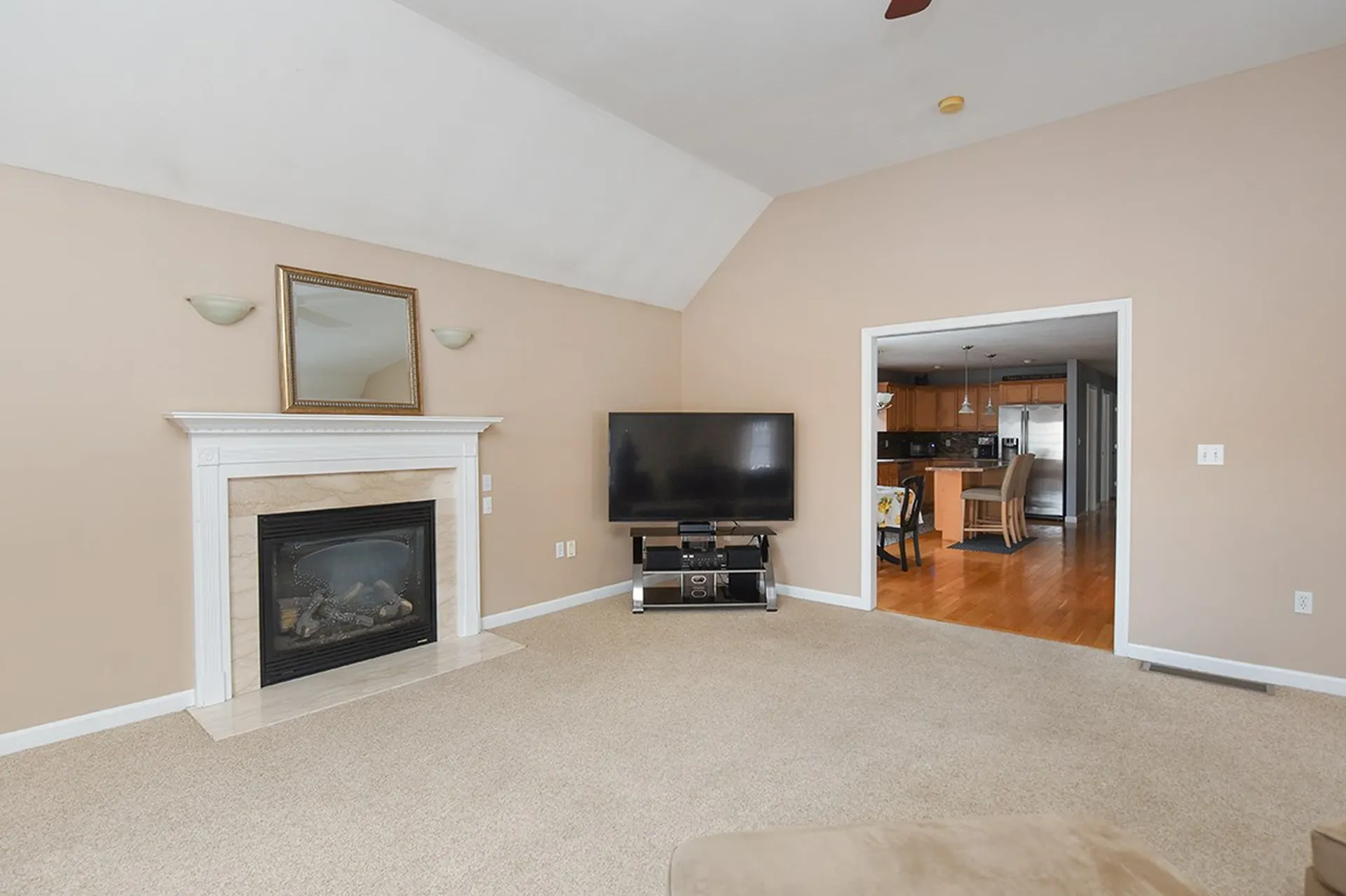 13 Candlestick Lane Sandown NH 03873