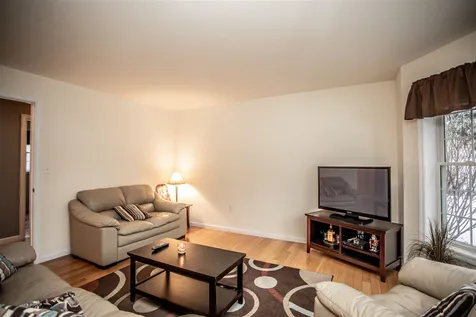 13 Candlestick Lane Sandown NH 03873